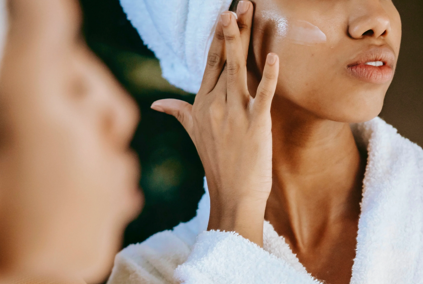 Skin Cycling: cos’è e come integrarlo nella propria skincare routine