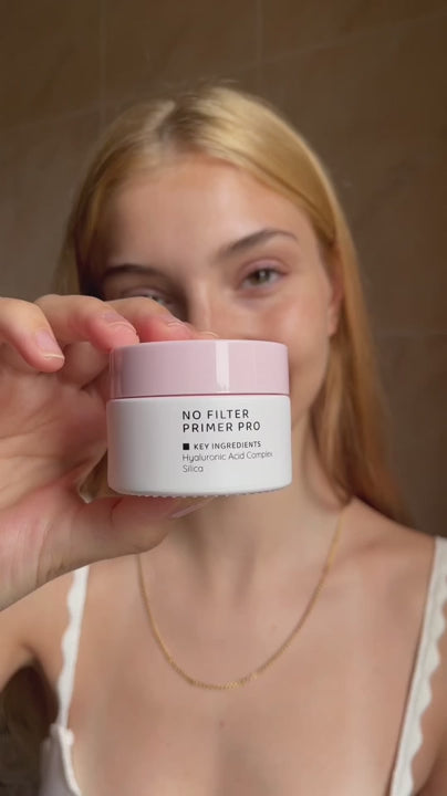 Carica il video: 