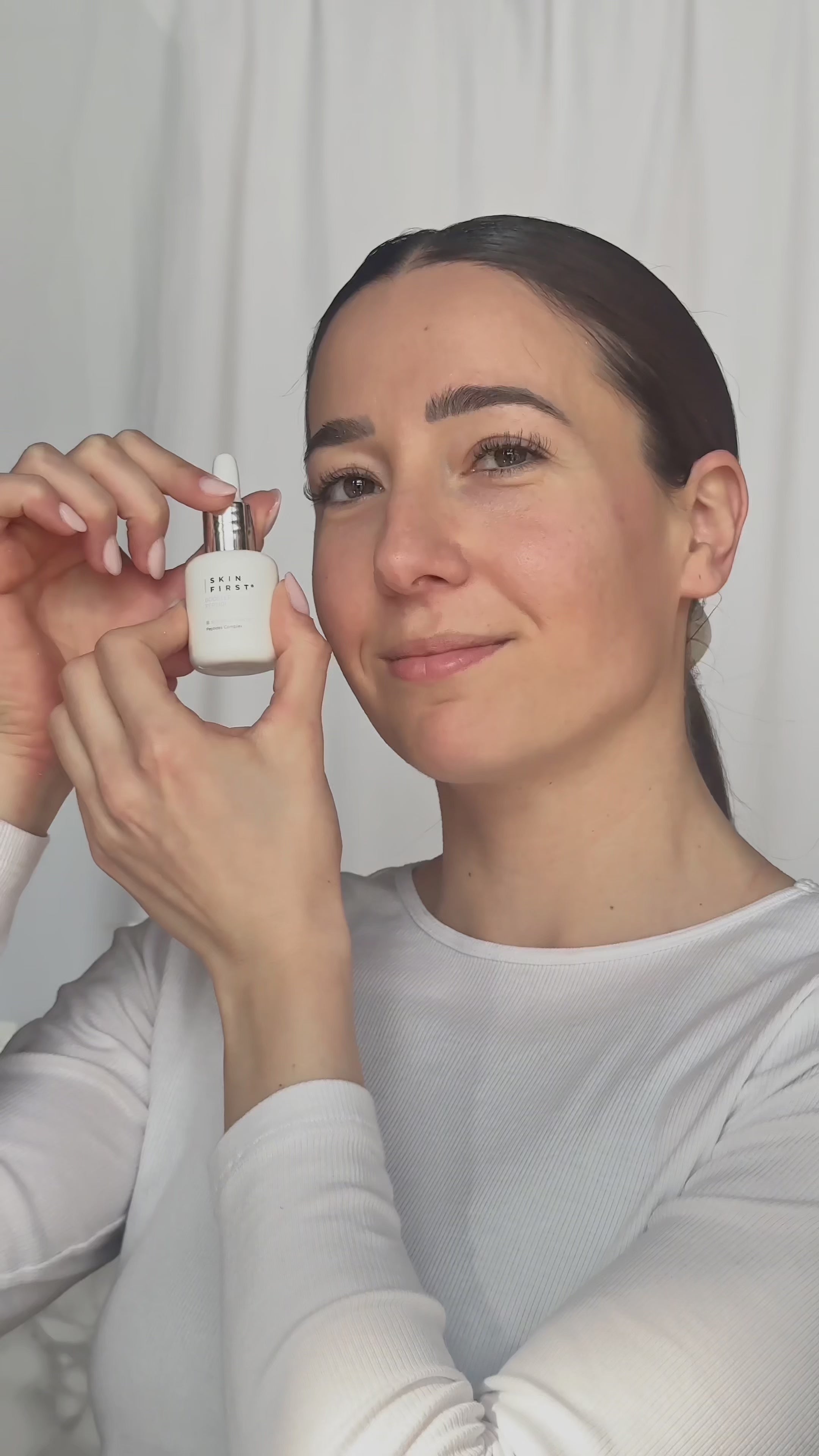 Carica il video: 